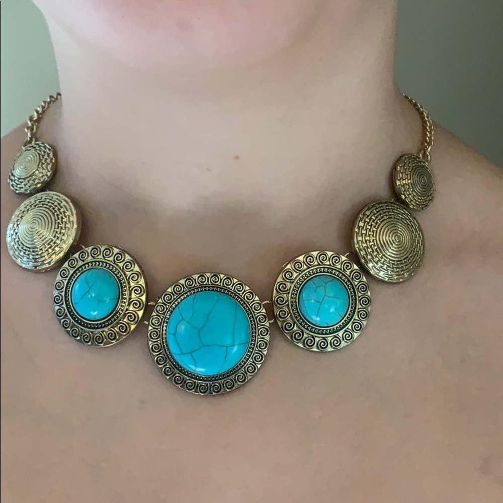 Elie woman’s necklace turquoise gold color